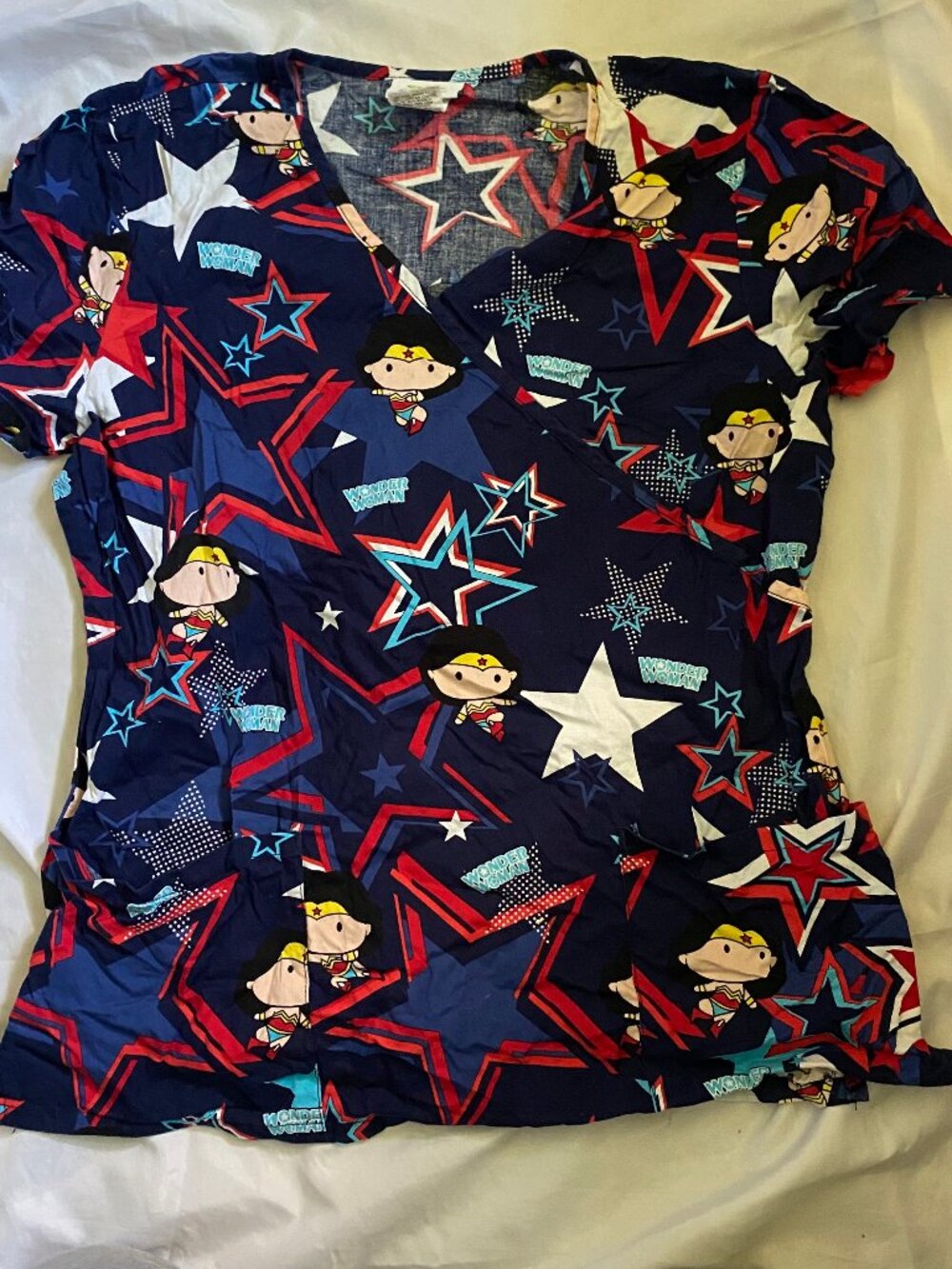 Wonder Woman Scrub Top V Neck Woman's Size Medium